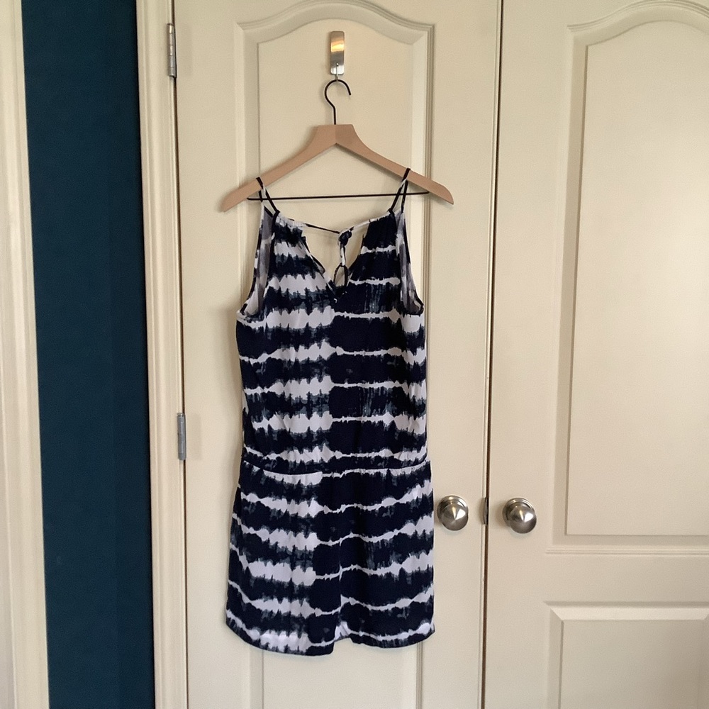 LOFT Outlet Navy Tie Dye Ikat Roper Size 10 Petite